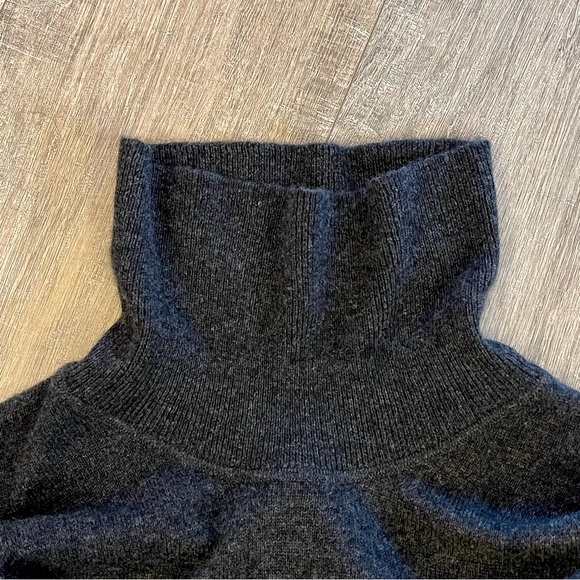 Club Room Luxury Cashmere Turtle Neck Sweater Heathered Dark Gray Women’s Sz XL - Picture 5 of 9